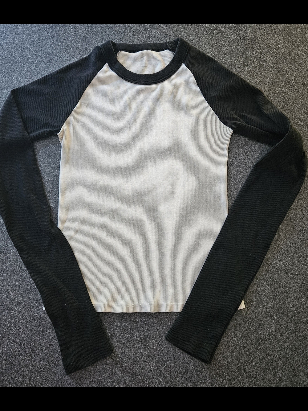 Brandy Melville Black & Cream Ribbed Raglan Long Sleeve Top